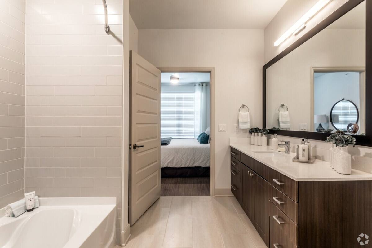 Apartment for rent at 10921 Boudreaux Rd #SL2, Tomball, TX 77375