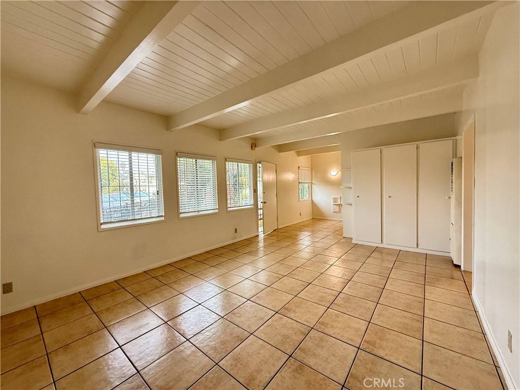Apartment for rent at 11523 Bradson Place #2, Culver City, CA 90230