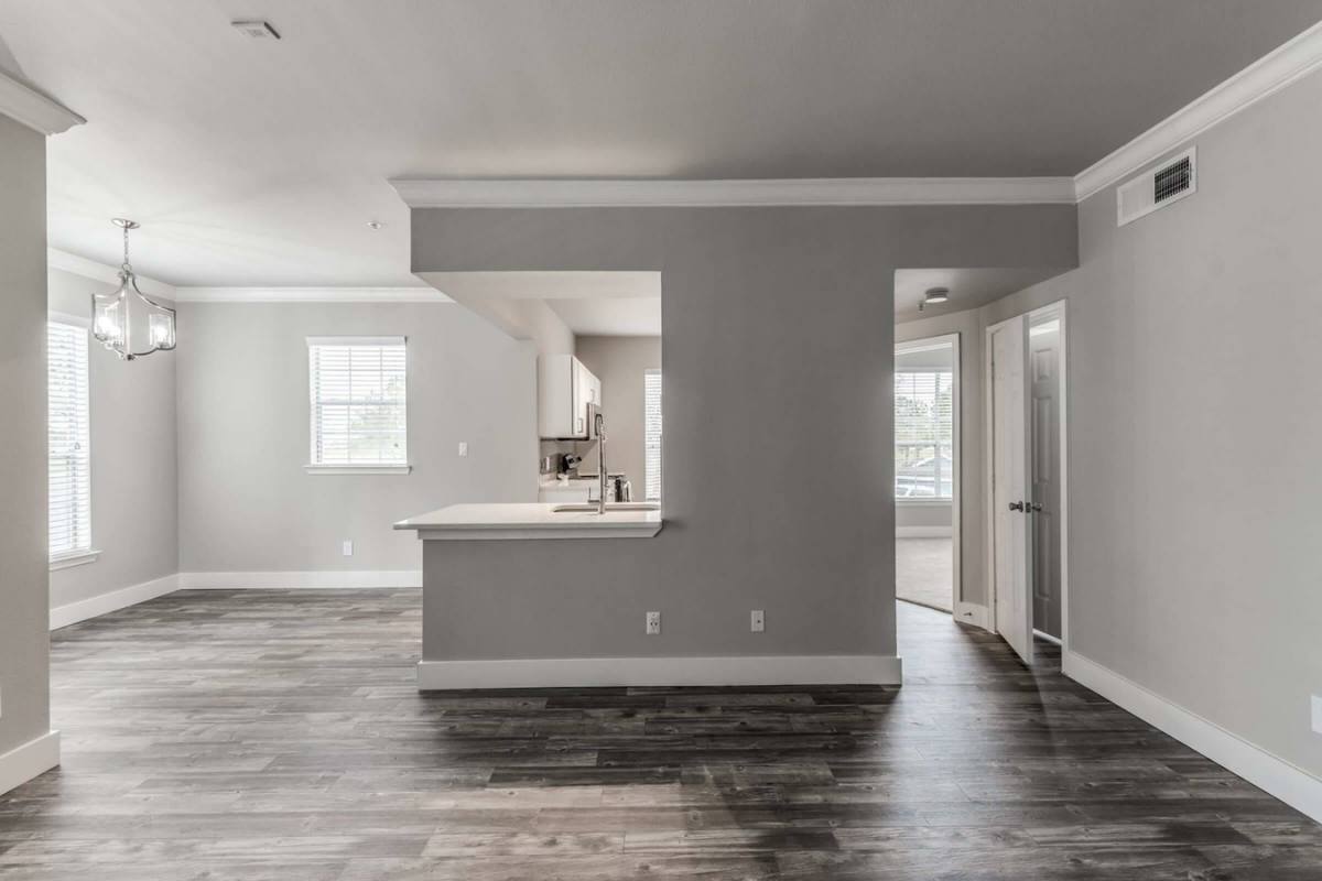 Apartment for rent at 19100 Glenwest Dr #TGB1, Friendswood, TX 77546