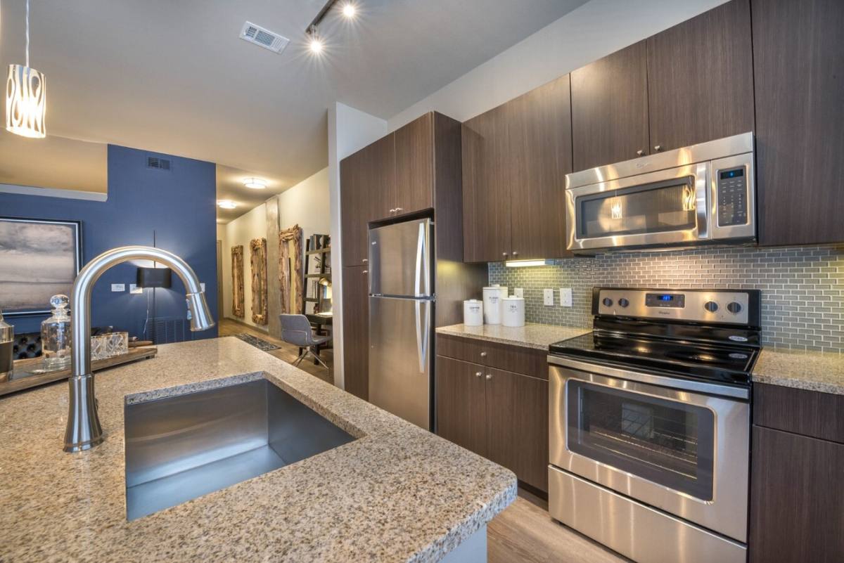 Apartment for rent at 1755 Wyndale St #ADE, Houston, TX 77030
