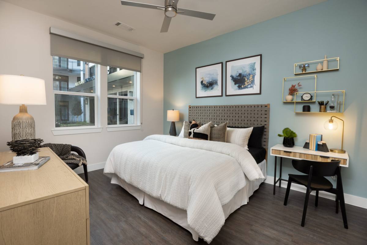 Apartment for rent at 3003 Summer St #AJH1, Houston, TX 77007