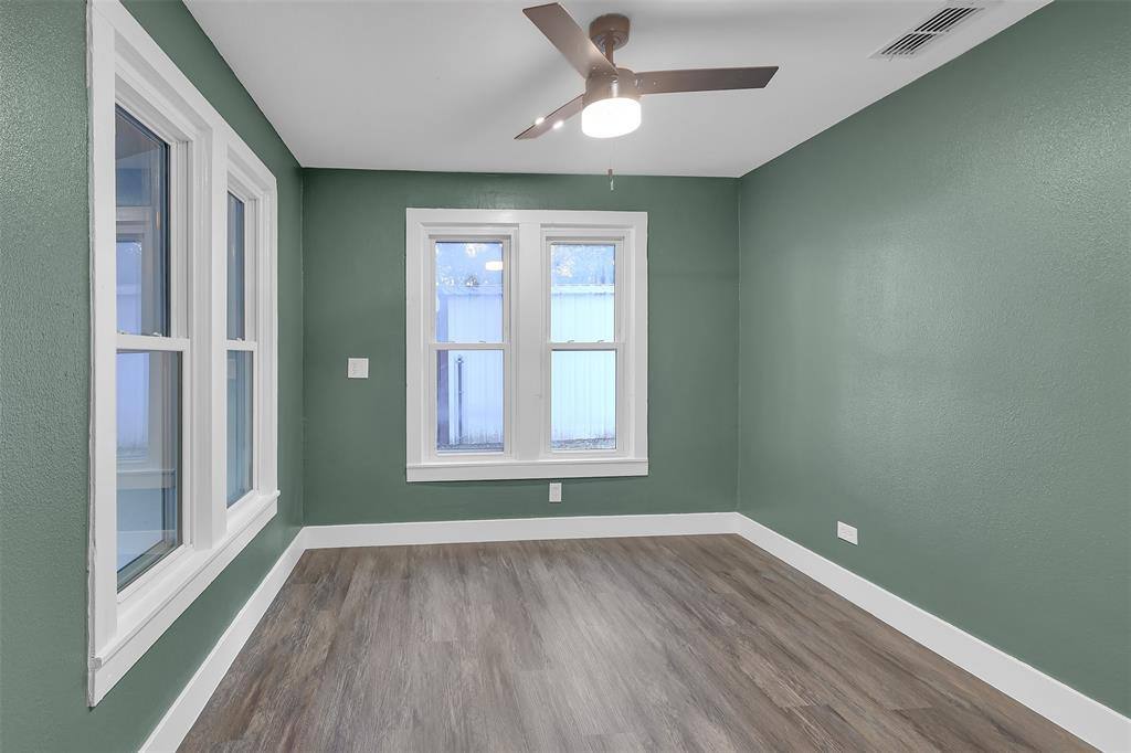 Apartment for rent at 611 W College St #611, Jacksboro, TX 76458