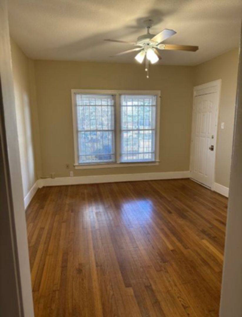 Apartment for rent at 4823 Jackson, Houston, TX 77004