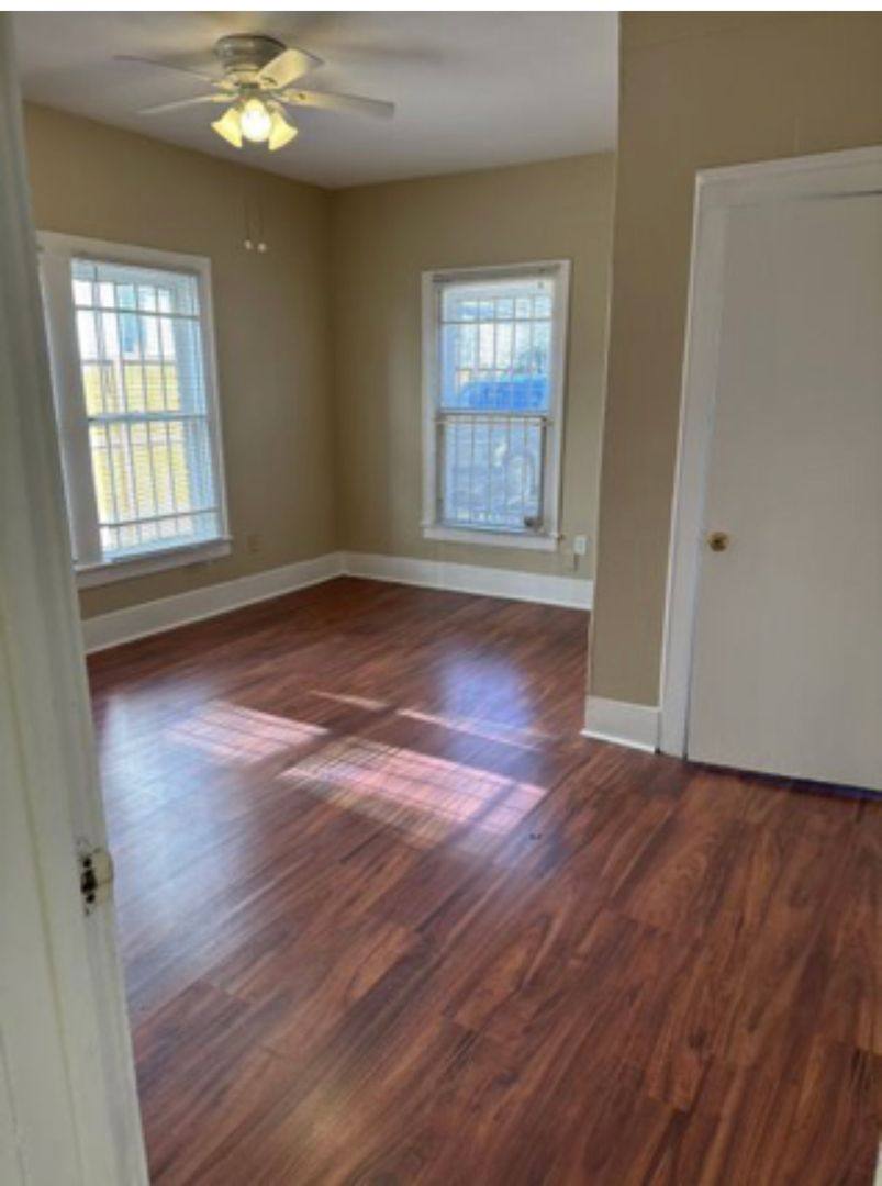 Apartment for rent at 4823 Jackson, Houston, TX 77004