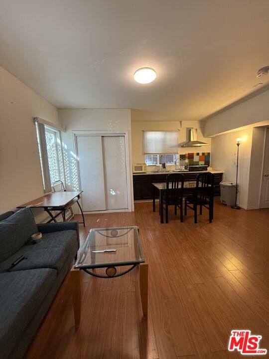 Apartment for rent at 805 E 21st St #805-1, Los Angeles, CA 90011