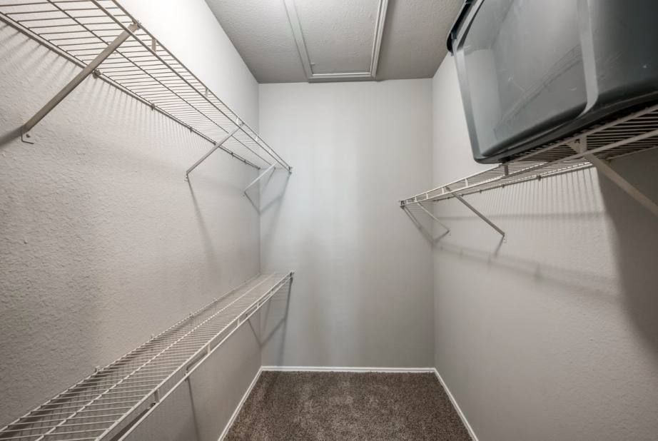 Apartment for rent at 301 N Wesley Dr, League City, TX 77573