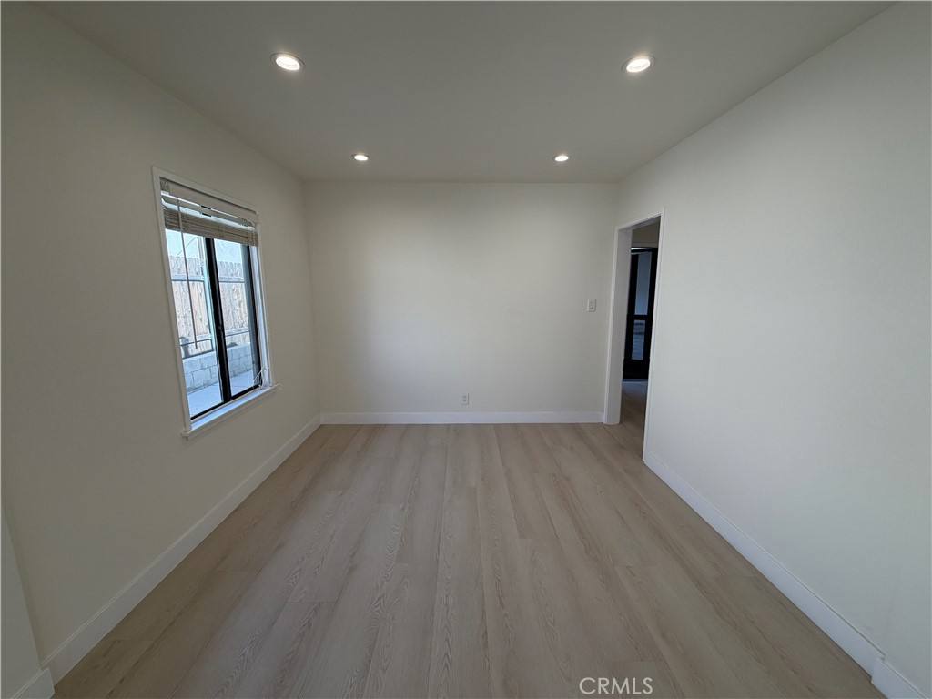 Apartment for rent at 3357 Honolulu Ave, La Crescenta, CA 91214