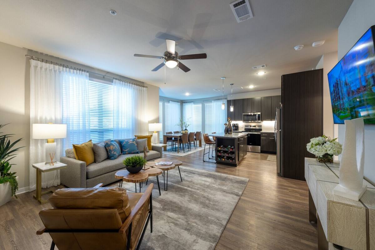Apartment for rent at 13475 Rincon Dr #SNEA2, Houston, TX 77077