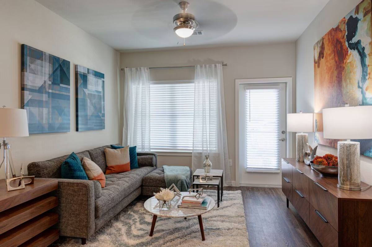 Apartment for rent at 3530 W 12th St #SLHS, Houston, TX 77008