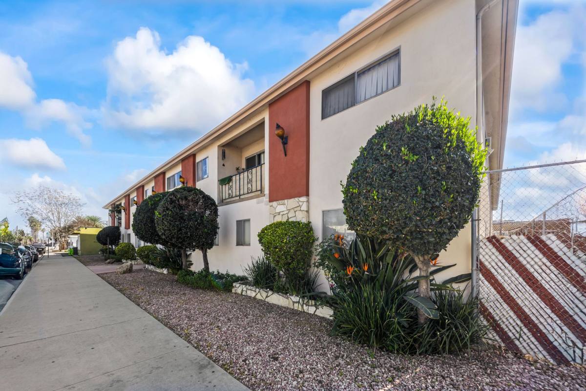 Apartment for rent at 9628 Lower Asuza Rd, Temple City, CA 91780