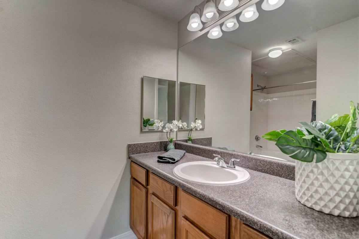 Apartment for rent at 21101 Kingsland Blvd #SCKR2, Katy, TX 77450