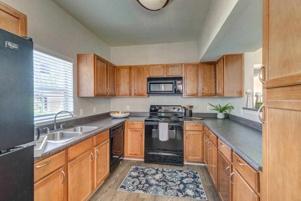 Apartment for rent at 21101 Kingsland Blvd #SCKR2, Katy, TX 77450