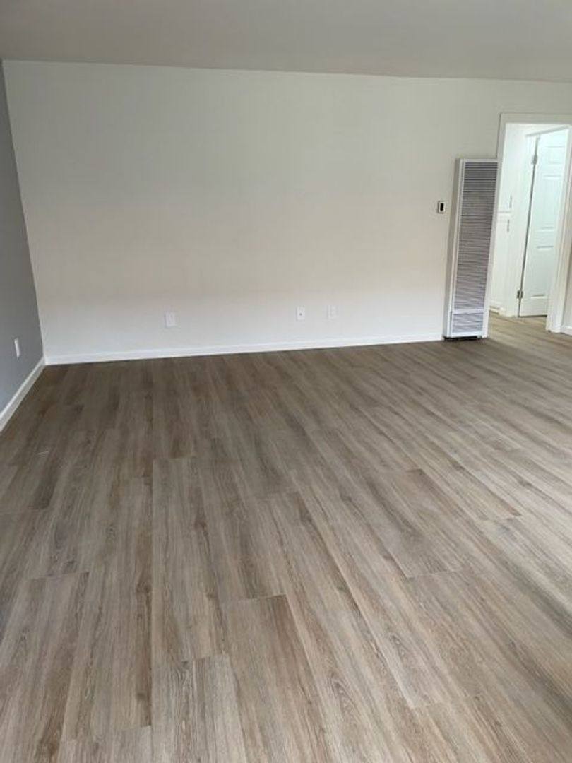 Apartment for rent at 7714 Newlin Ave, Whittier, CA 90602
