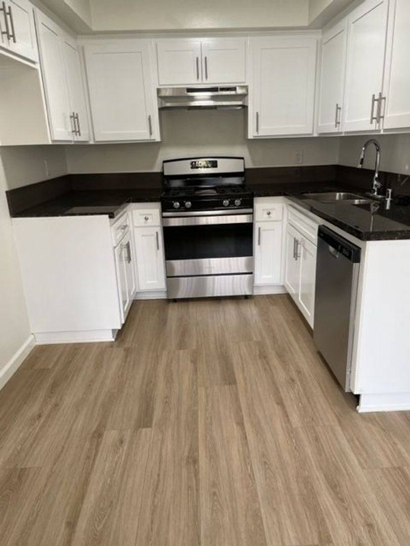 Apartment for rent at 7714 Newlin Ave, Whittier, CA 90602