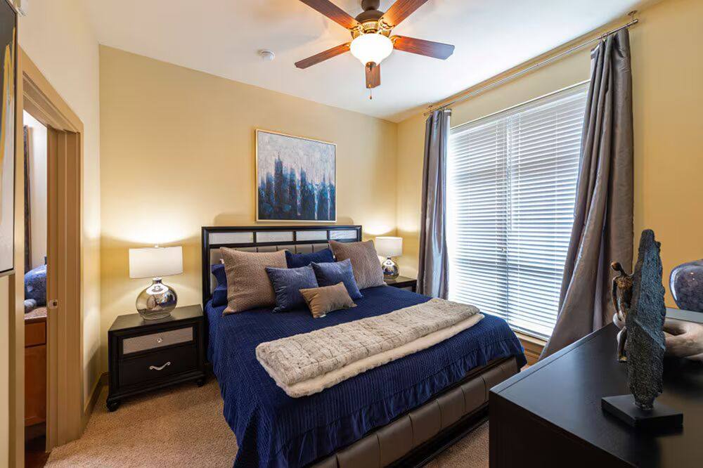 Apartment for rent at 2660 Augusta Dr #TAUG, Houston, TX 77057