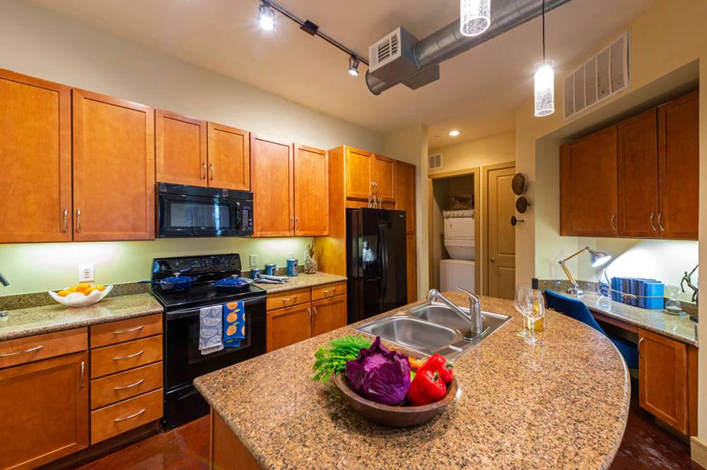 Apartment for rent at 2660 Augusta Dr #TAUG, Houston, TX 77057
