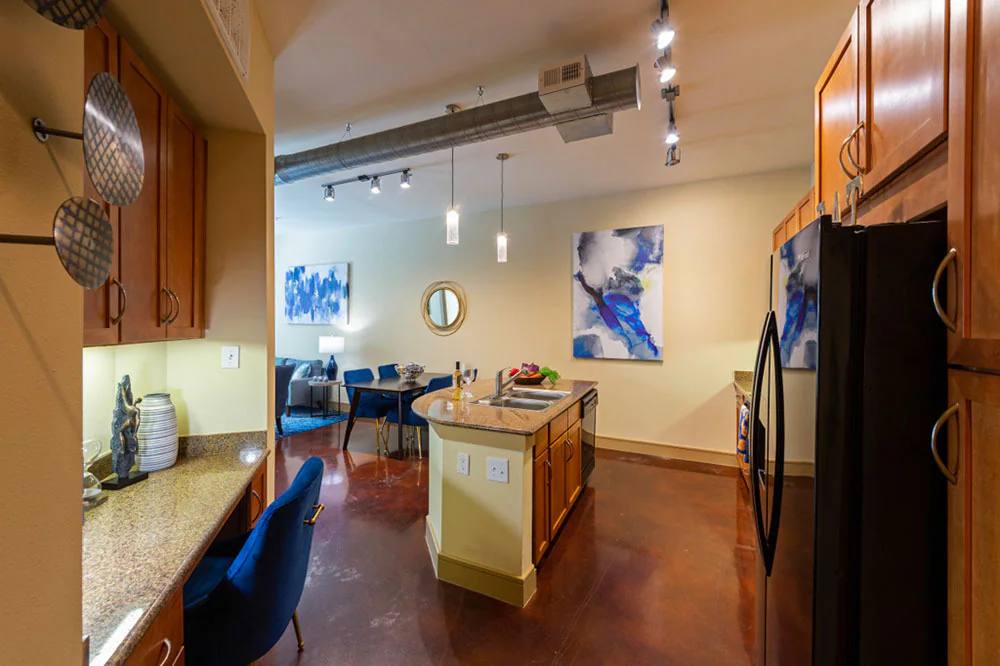 Apartment for rent at 2660 Augusta Dr #TAUG, Houston, TX 77057