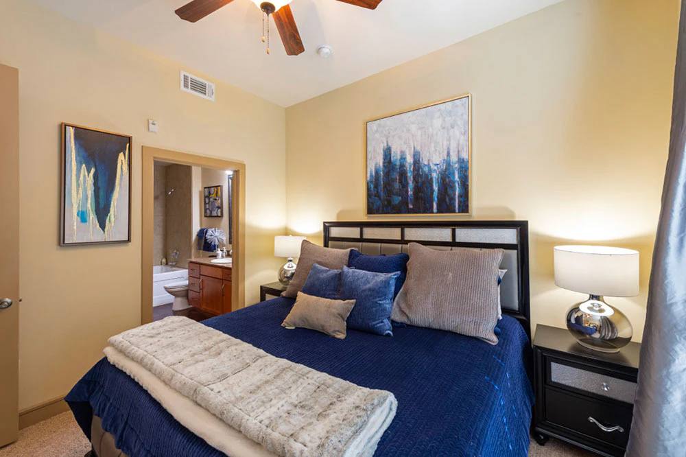Apartment for rent at 2660 Augusta Dr #TAUG, Houston, TX 77057