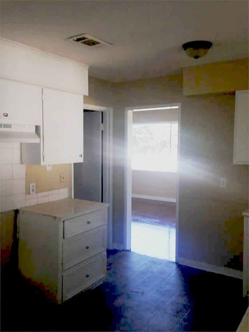 House for rent at 2920 Oak Forest Dr, Jackson, MS 39212
