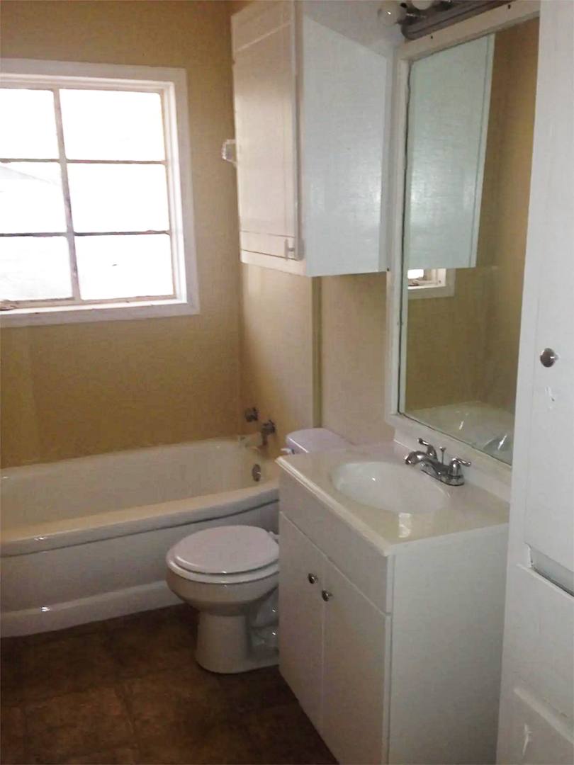 House for rent at 2920 Oak Forest Dr, Jackson, MS 39212
