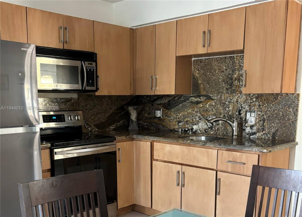 235 Anne Bonny Dr #235, Key Largo, FL 33037 - Apartment for Rent - Image 2