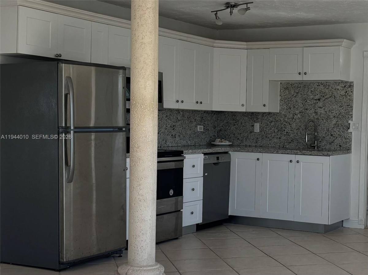 235 Anne Bonny Dr #235, Key Largo, FL 33037 - Apartment for Rent - Image 5