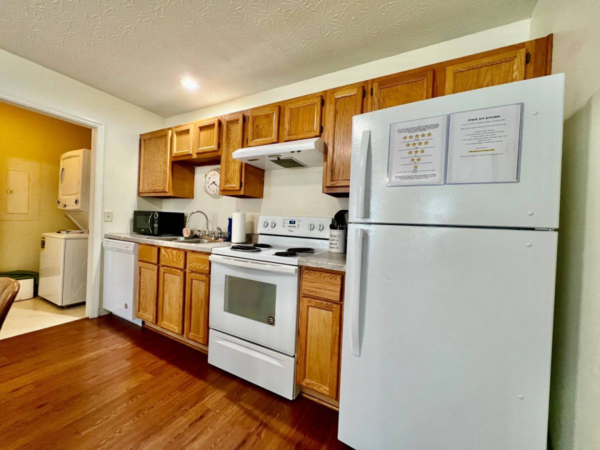 House for rent at 105 Overbrook Dr, Monroe, OH 45050