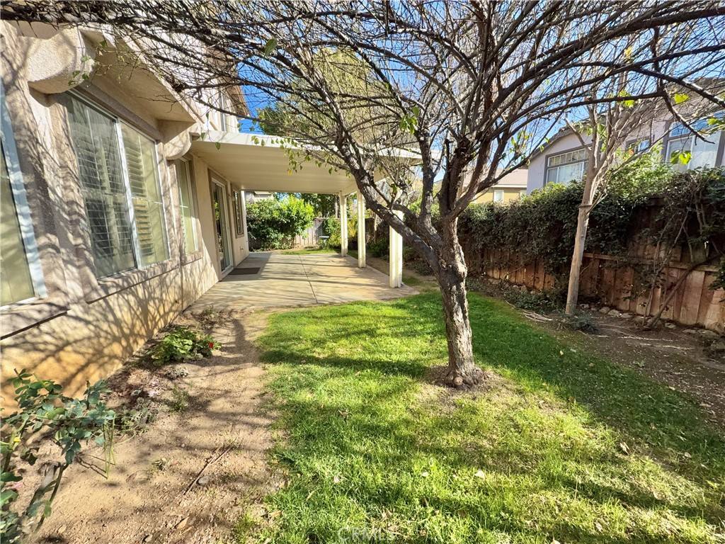 Apartment for rent at 9595 Shadowgrove Dr, Rancho Cucamonga, CA 91730