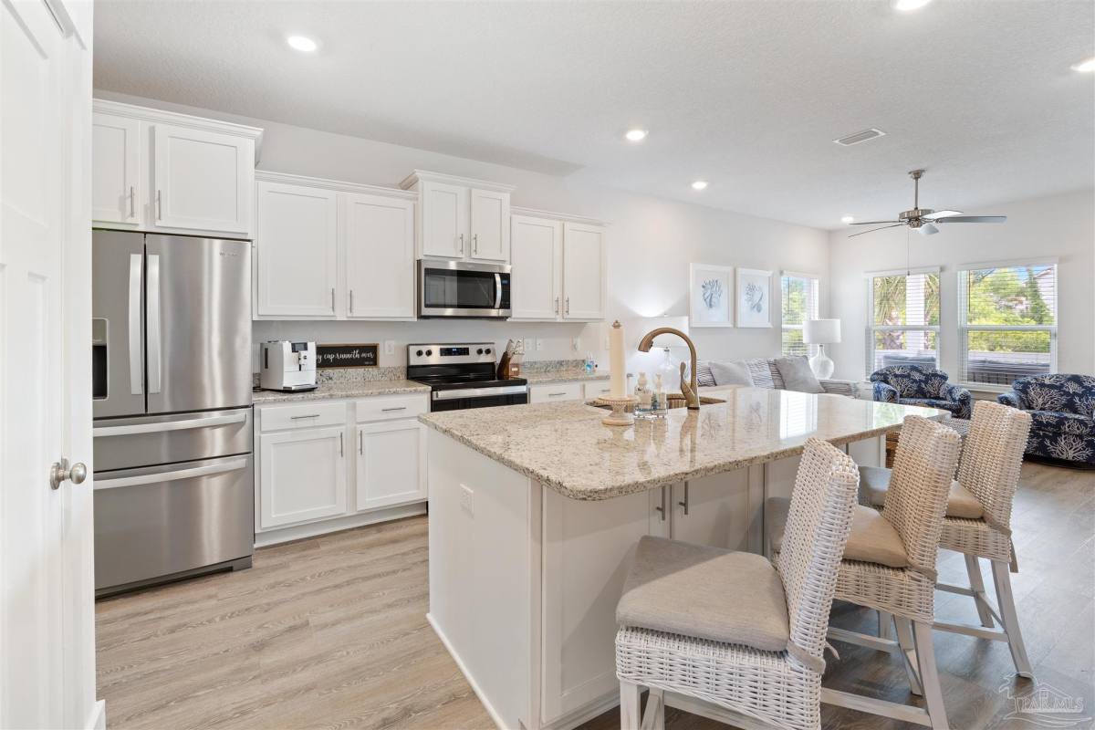 Apartment for rent at 14354 Gardenglen Dr, Pensacola, FL 32507