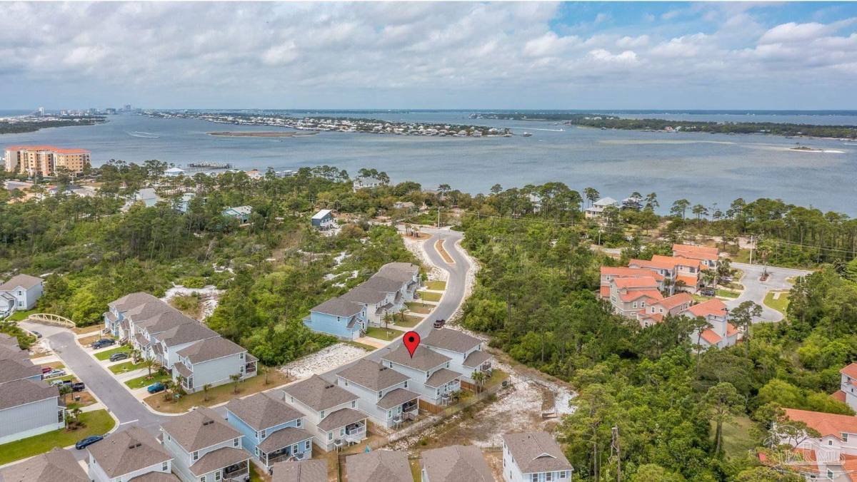 Apartment for rent at 14354 Gardenglen Dr, Pensacola, FL 32507