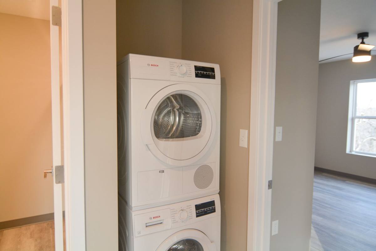 Apartment for rent at 4102 Hamilton St, Omaha, NE 68131