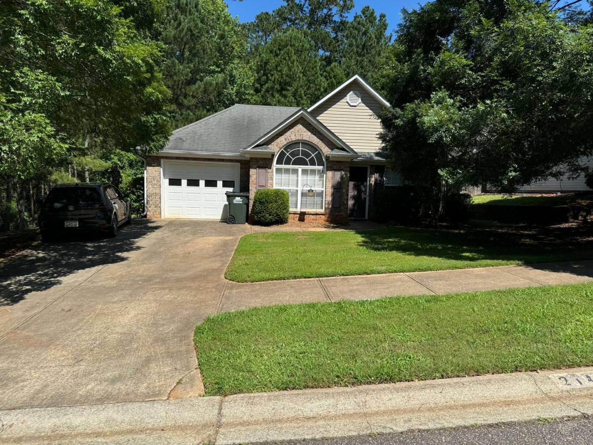 House for rent at 214 Pine Ridge Trace, Athens, GA 30605