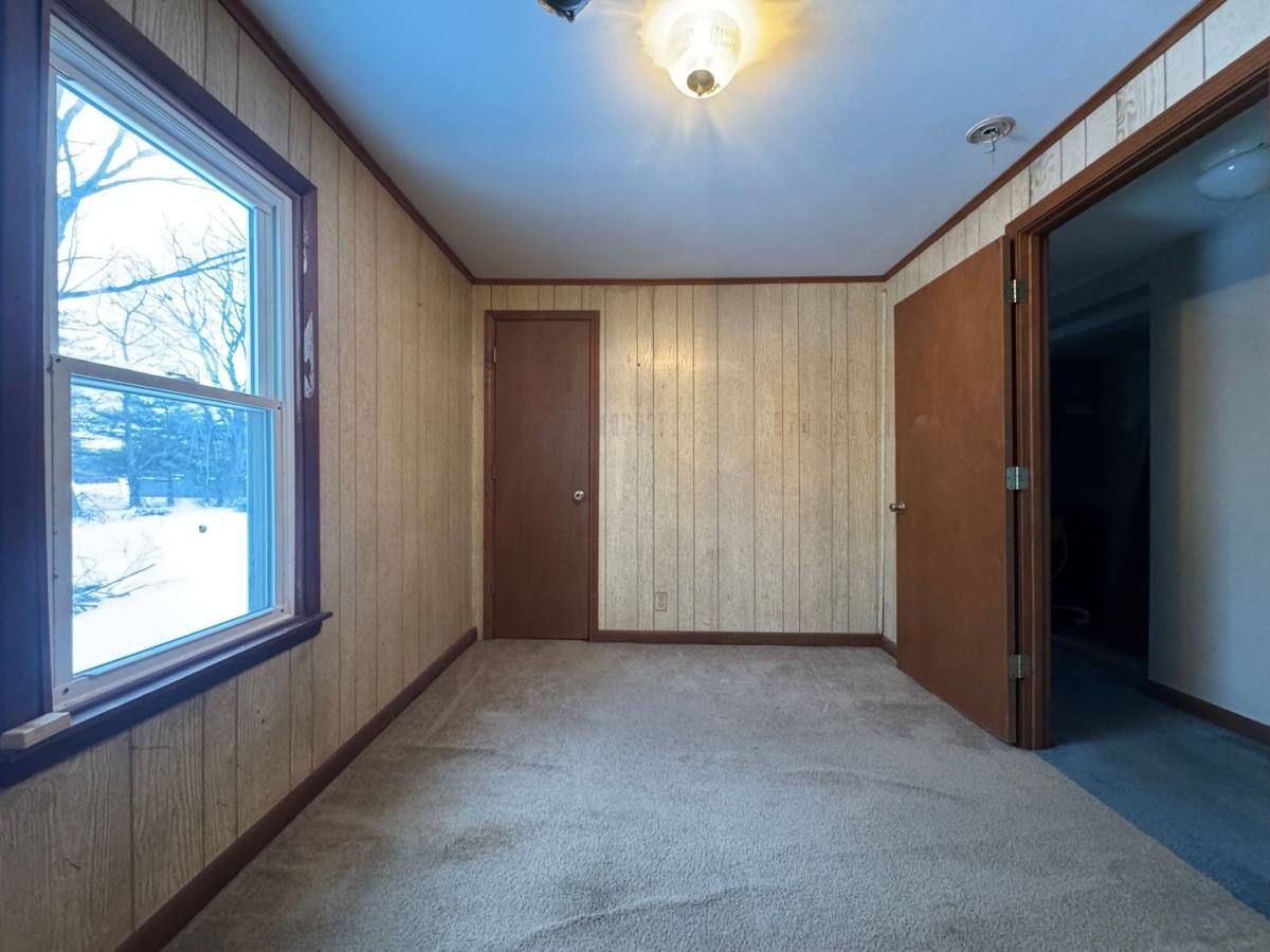 House for rent at 207 E Oak St, Carbondale, IL 62901