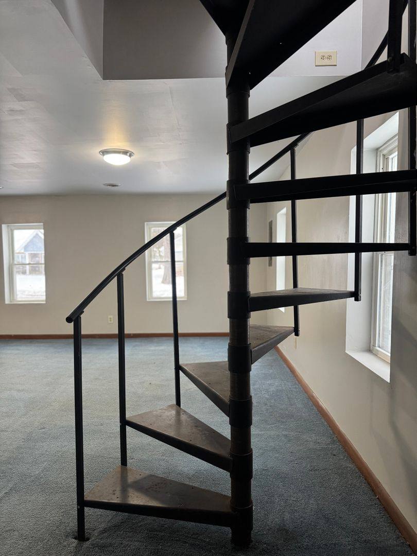 House for rent at 207 E Oak St, Carbondale, IL 62901
