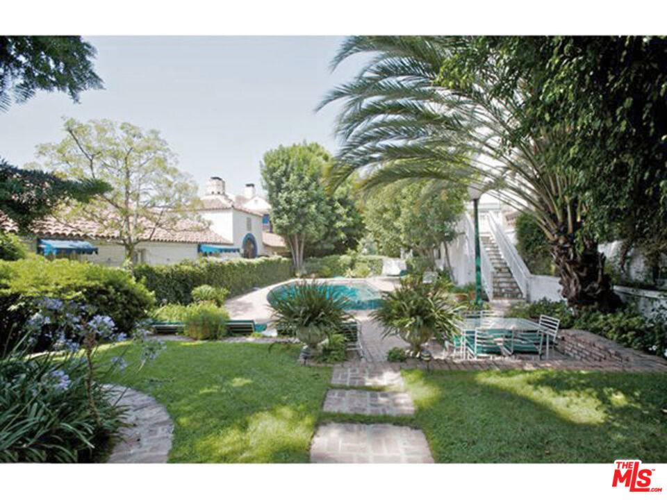 Apartment for rent at 1416 Havenhurst Dr #1416GF, Los Angeles, CA 90046