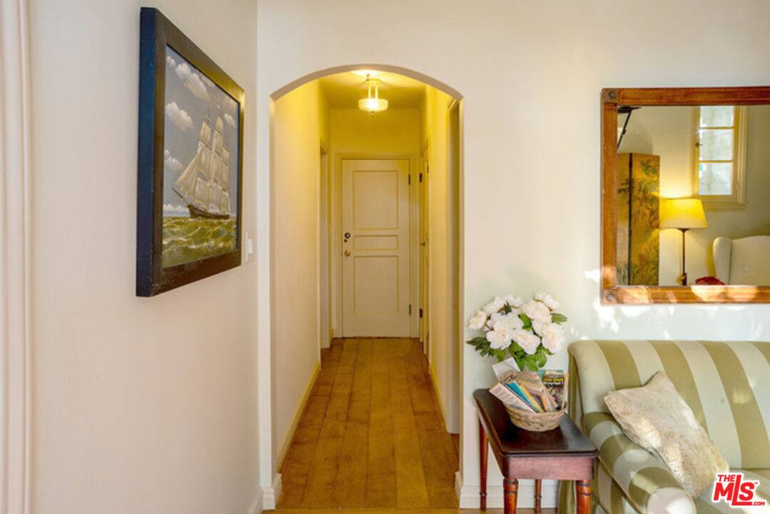 Apartment for rent at 1416 Havenhurst Dr #1416GF, Los Angeles, CA 90046