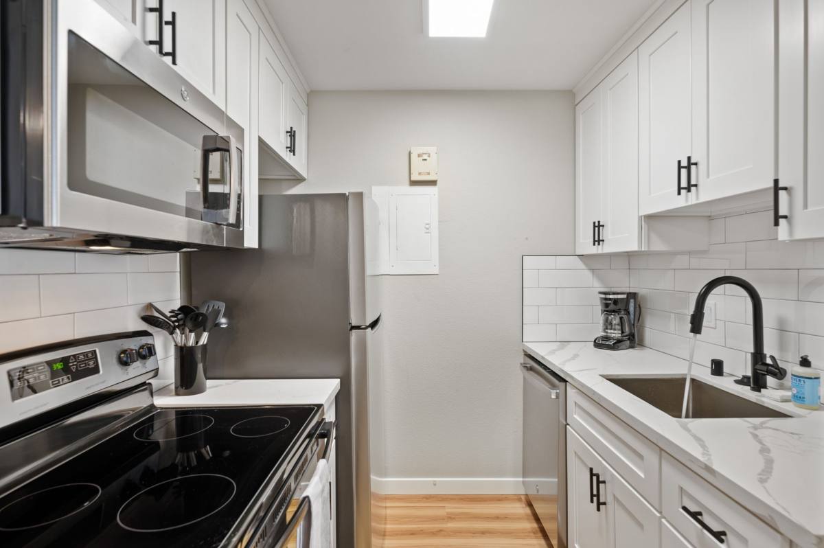 Apartment for rent at 2021 NW 58th St, Seattle, WA 98107