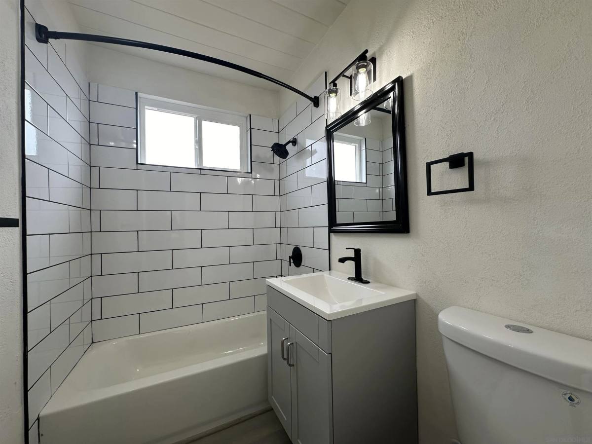 Apartment for rent at 1109 S 36th St #3, San Diego, CA 92113