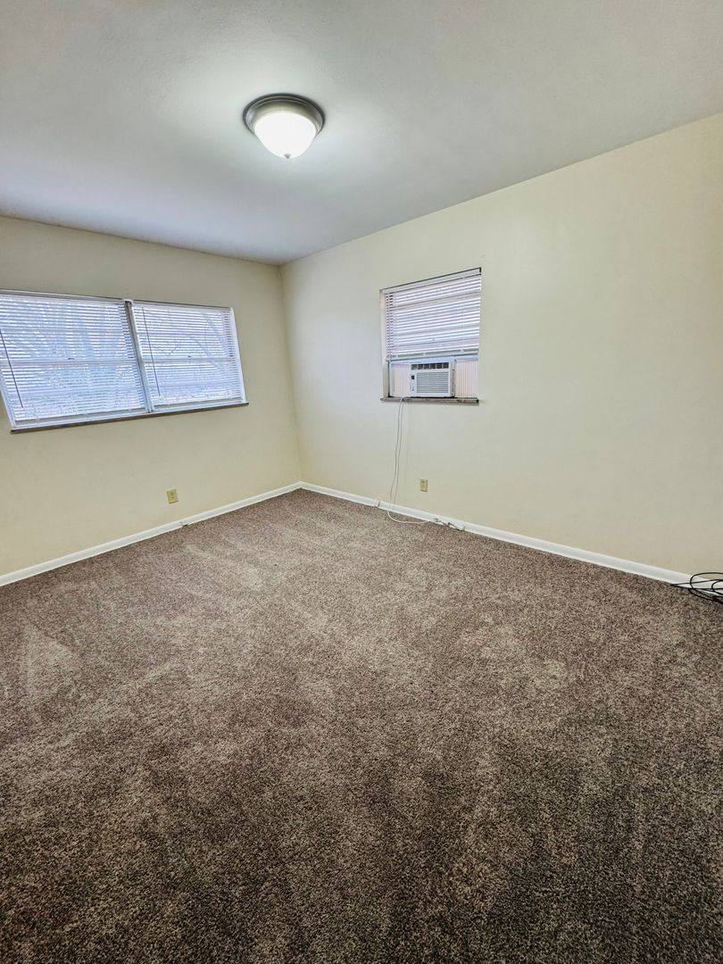 Apartment for rent at 3106 Grand Ave, Middletown, OH 45044
