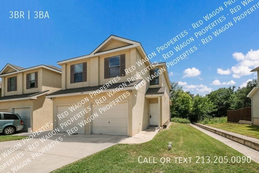 Townhouse for rent at 10619 Mathom Landing #4, Universal City, TX 78148