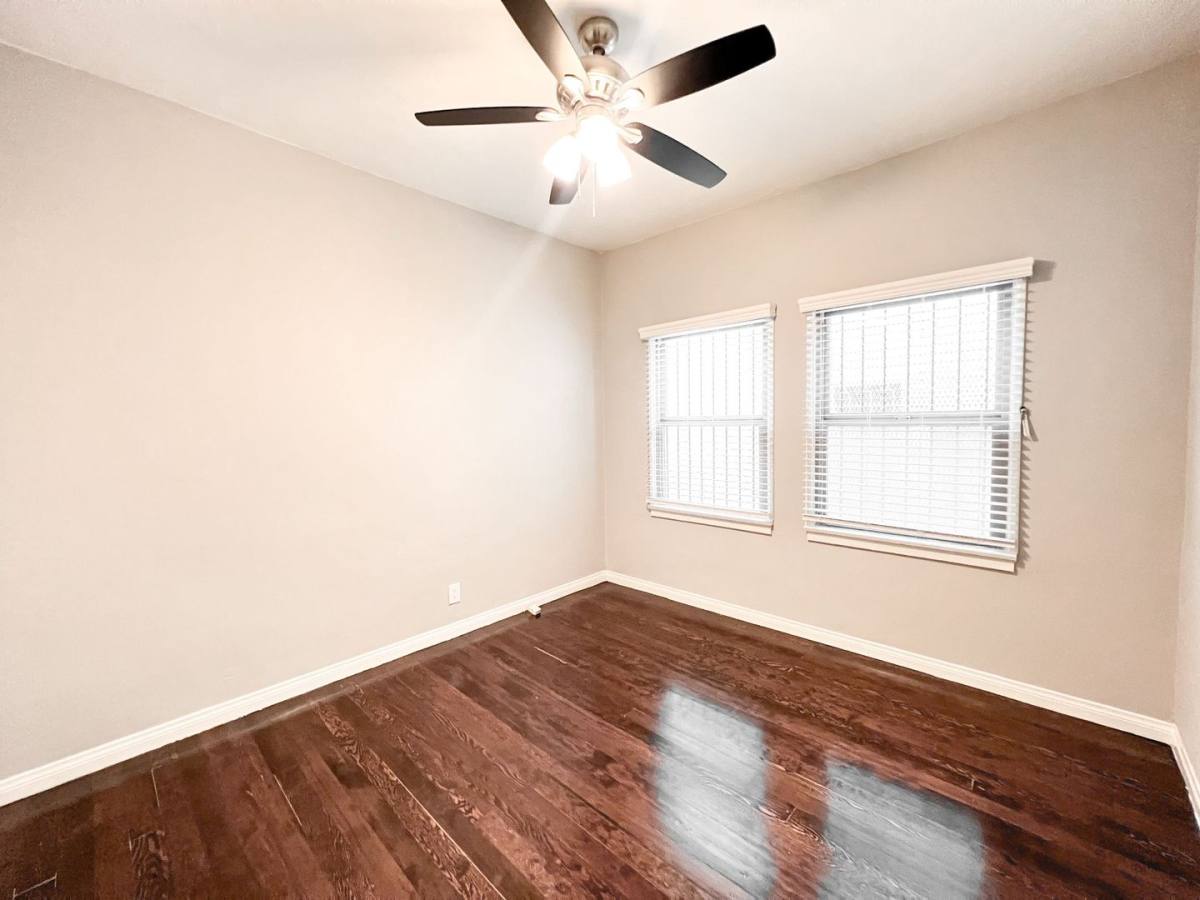 Apartment for rent at 6436 Orange St, Los Angeles, CA 90048