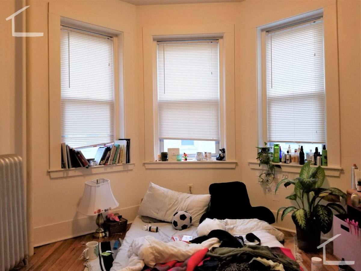 House for rent at 44 Brighton Ave, Allston, MA 02134
