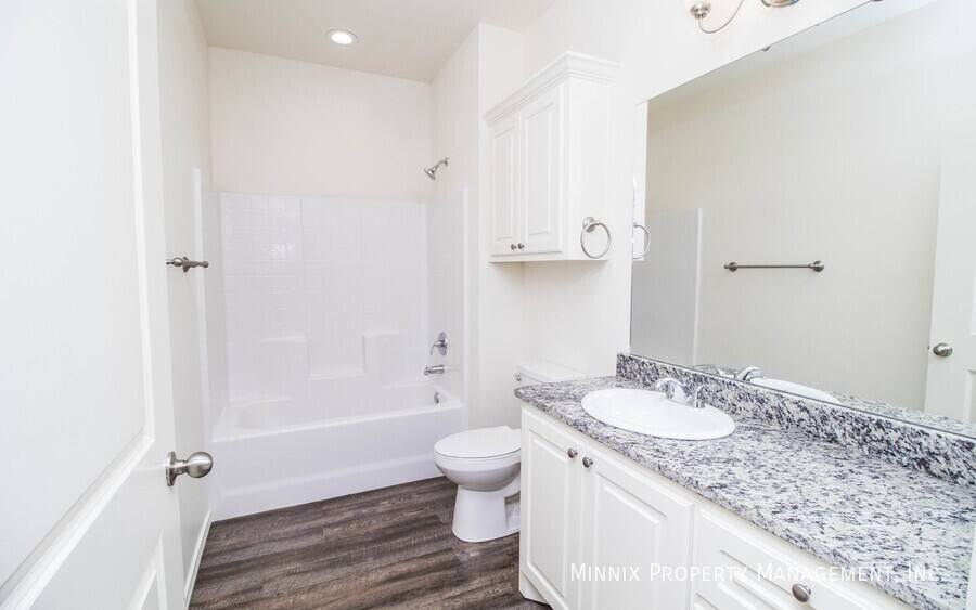 Townhouse for rent at 6927 20th St, Lubbock, TX 79407