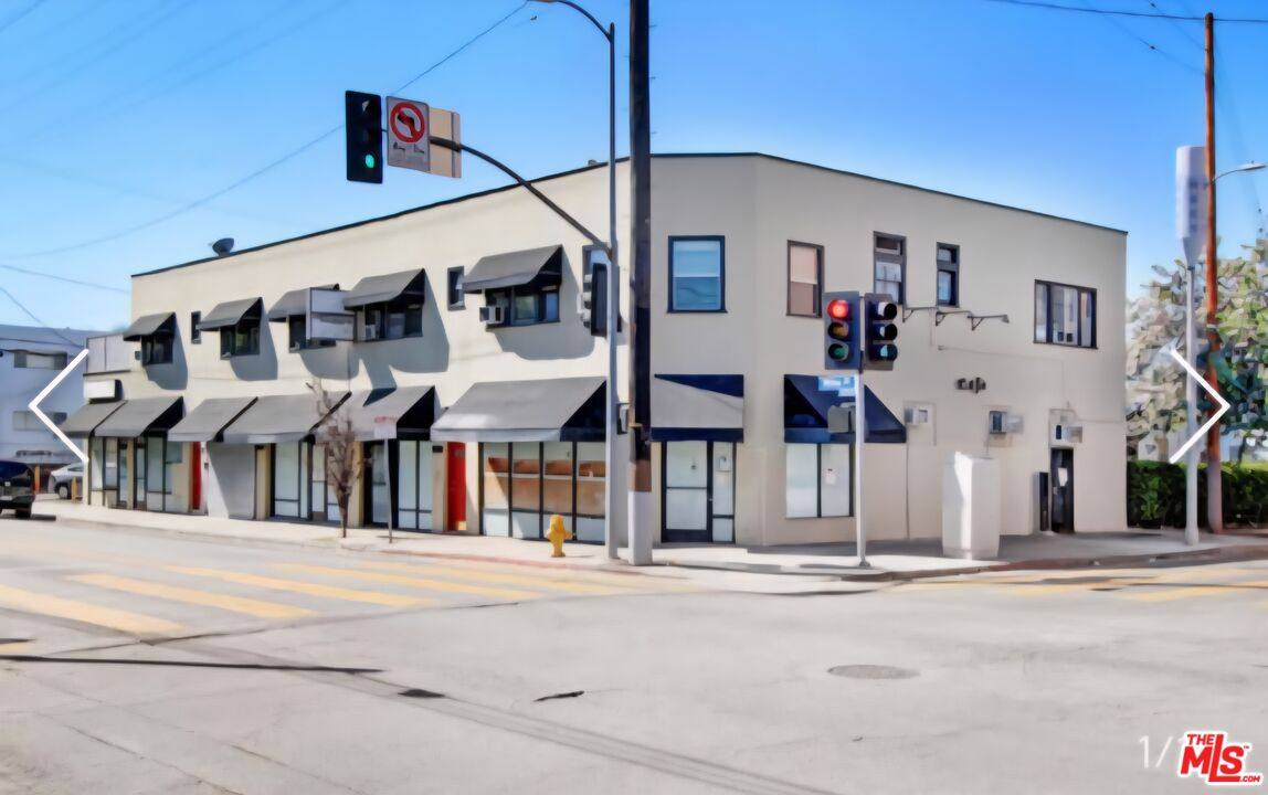 Apartment for rent at 1275 N Wilton Place #1275B, Los Angeles, CA 90038