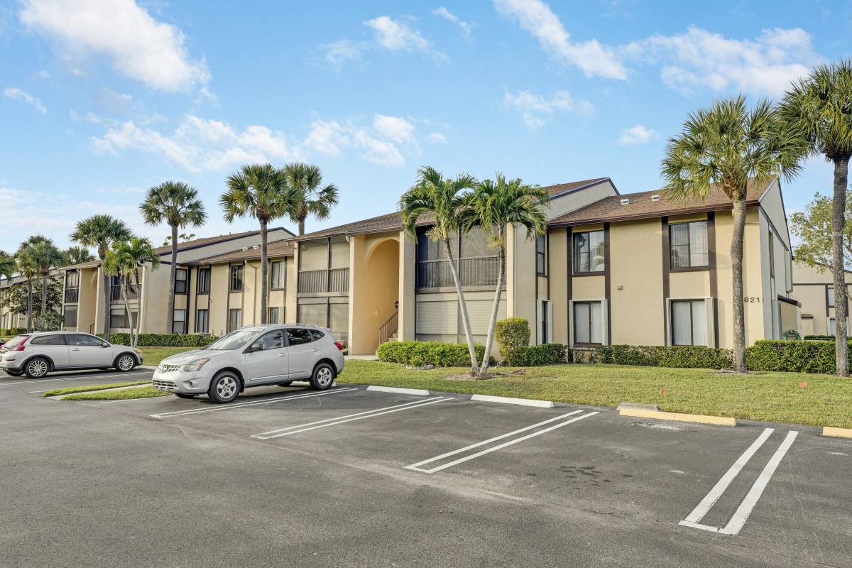 Apartment for rent at 821 Sky Pine Way #821D2, West Palm Beach, FL 33415