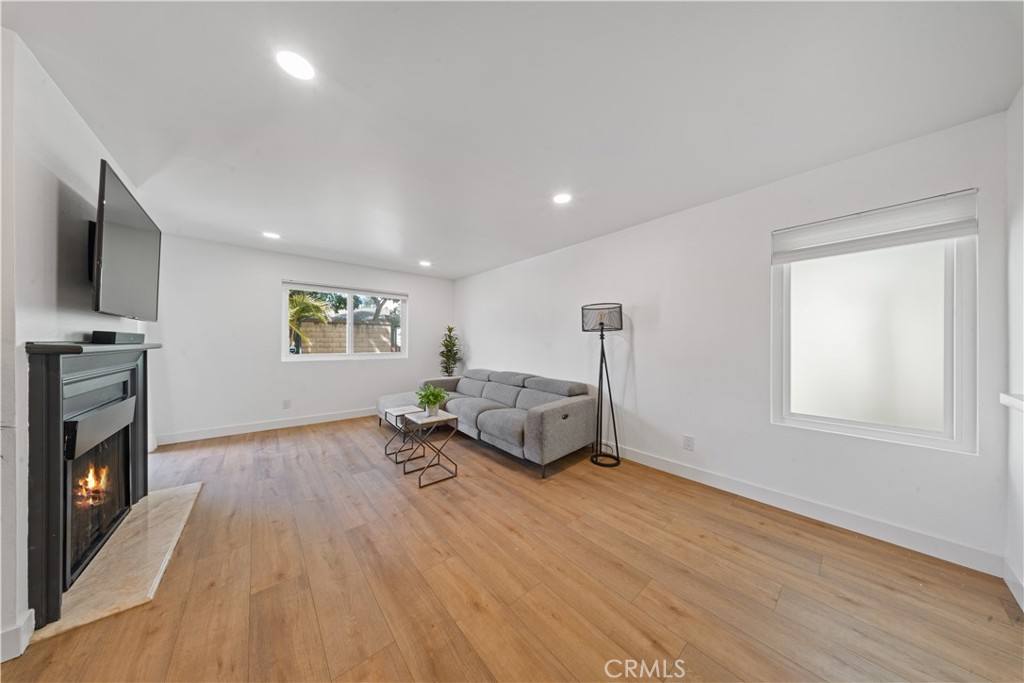 Condo for rent at 645 Ohio Ave #205, Long Beach, CA 90814