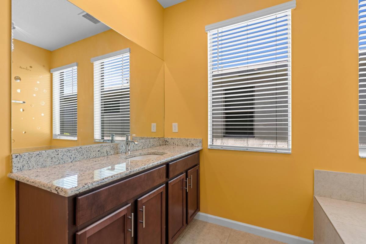 Apartment for rent at 6416 Trails of Foxford Court, West Palm Beach, FL 33415
