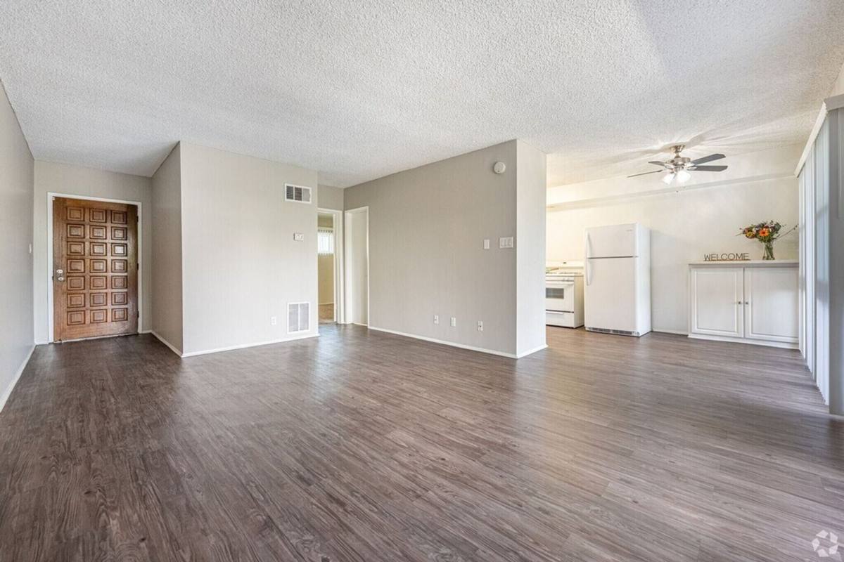 Apartment for rent at 410 Raymondale Dr, South Pasadena, CA 91030
