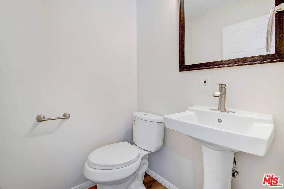 Apartment for rent at 613 Pico St #613, San Fernando, CA 91340
