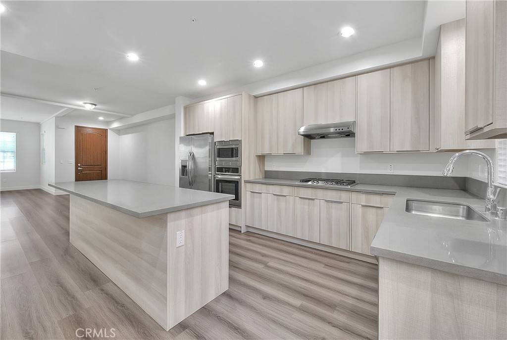 Apartment for rent at 501 W Foothill Blvd #107, Claremont, CA 91711